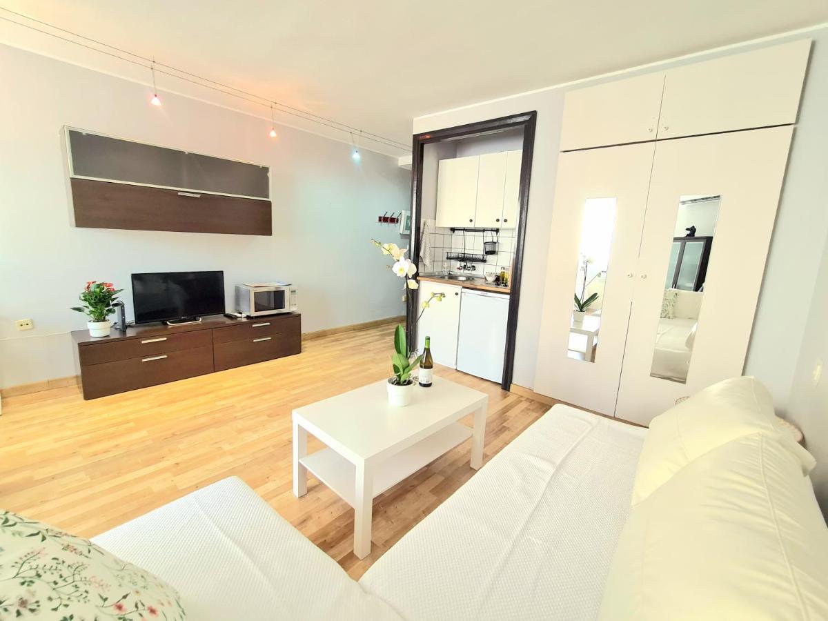 Aa Guest - El Mono De Torre Del Mar Eco Apartment Exterior foto