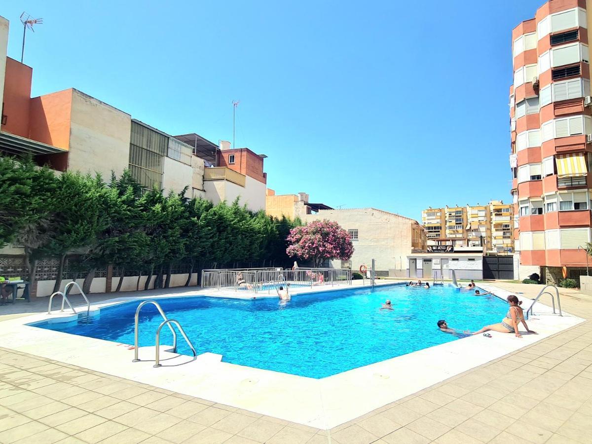 Aa Guest - El Mono De Torre Del Mar Eco Apartment Exterior foto