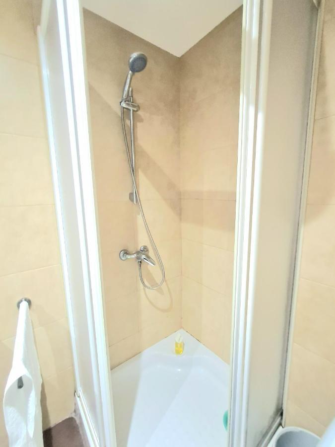 Aa Guest - El Mono De Torre Del Mar Eco Apartment Exterior foto
